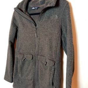 **SOLD** The North Face Green Zip-Up Jacket